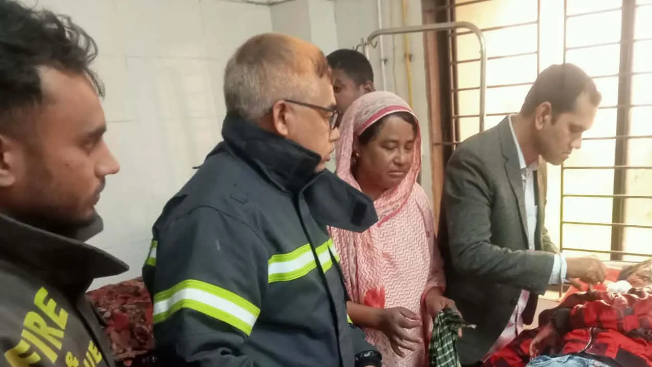 মাদারগঞ্জে সড়ক দুর্ঘটনায় শিশু নিহত, আহত ৩