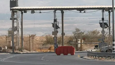 গাজায় ত্রাণ প্রবেশে জর্ডান সীমান্তের অ্যালেনবি ক্রসিং ফের খুলছে বুধবার