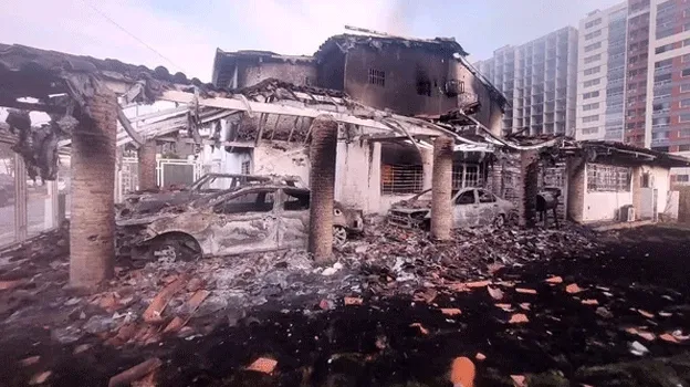 মাদুরোর মিত্ররা এখনো ভেনিজুয়েলার রাষ্ট্র ক্ষমতায়