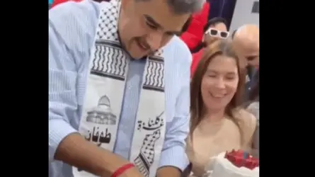 জন্মদিন উদযাপনে ফিলিস্তিনের প্রতি ভালোবাসার প্রকাশ ঘটালেন ভেনিজুয়েলার প্রেসিডেন্ট