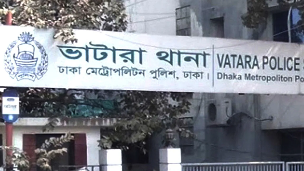৩০০ ফিটে প্রাইভেটকারের ধাক্কায় আহত চীনা নাগরিকের মৃত্যু