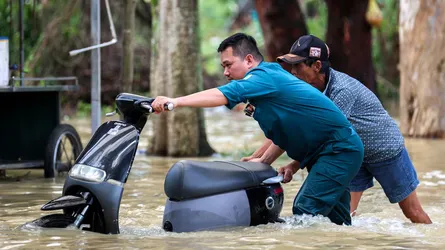 টাইফুন বুয়ালোই : ভিয়েতনামে নিহতের সংখ্যা বেড়ে ১৯