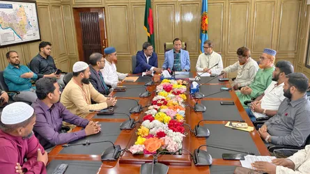ডিএসসিসি প্রশাসকের সাথে ঢাকা-৪, ৫ এমপিদের মতবিনিময় সভা