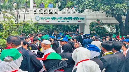 সুপ্রিম কোর্ট আইনজীবী সমিতির নির্বাচনে দ্বিতীয় দিনের ভোটগ্রহণ শুরু