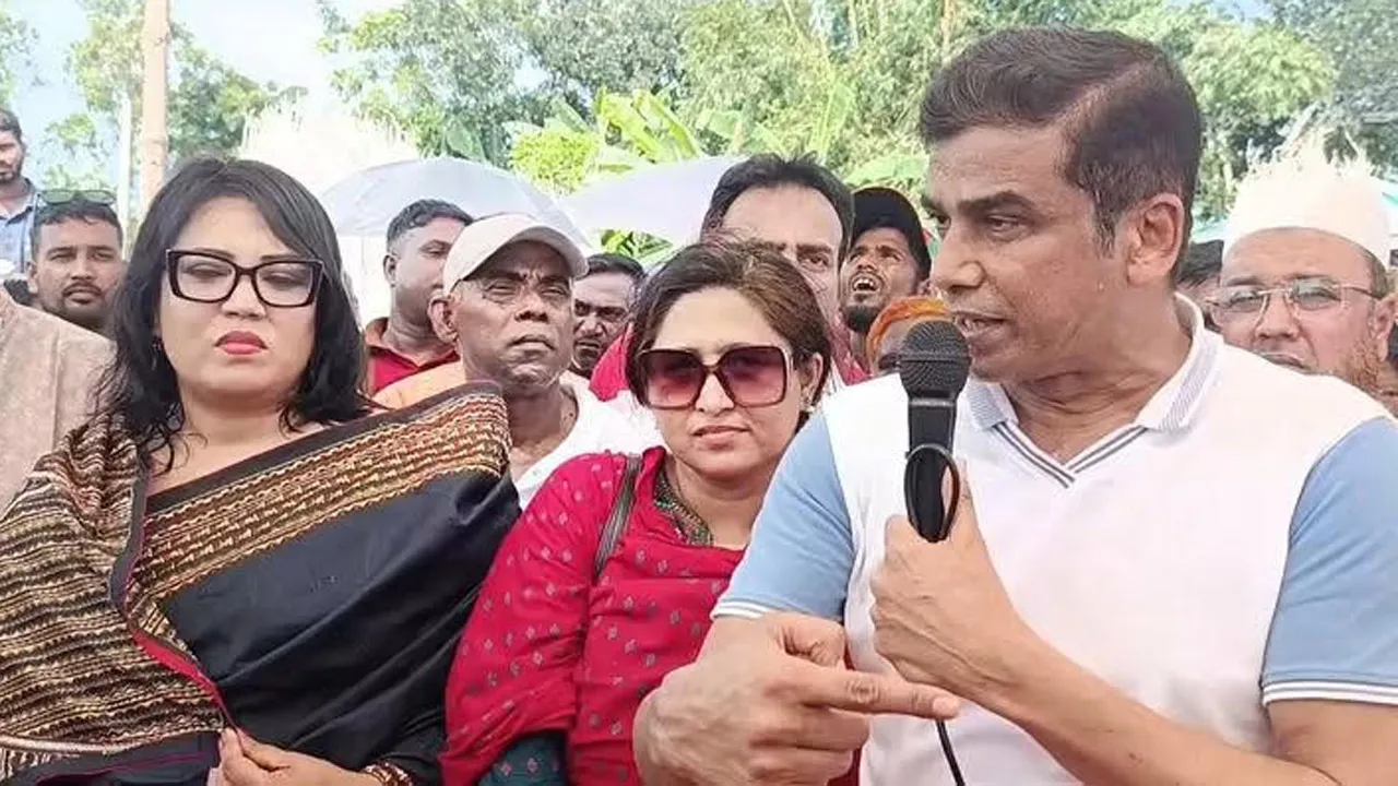 রৌমারীর নদীভাঙন এলাকা পরিদর্শনে পানিসম্পদ প্রতিমন্ত্রী ফরহাদ হোসেন