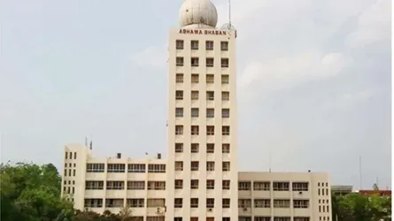 কালবৈশাখী ও ভারী বর্ষণের সতর্কবার্তা জারি, চট্টগ্রামে ভূমিধসের আশঙ্কা