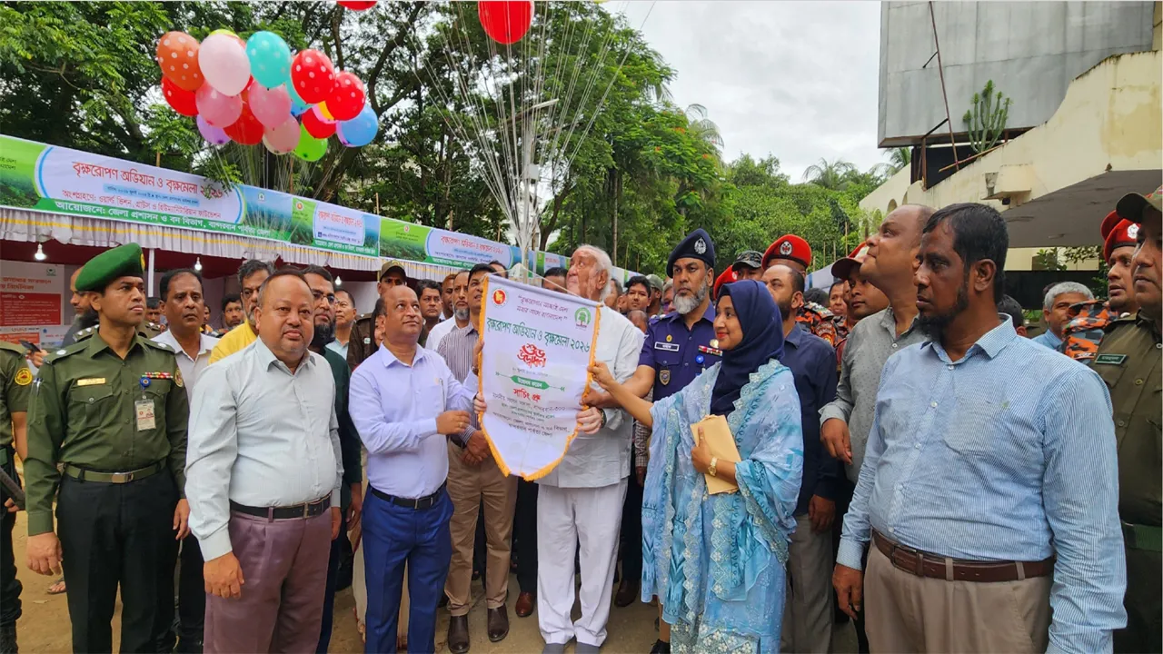 বান্দরবানে সপ্তাহব্যাপী বৃক্ষরোপণ অভিযান ও বৃক্ষমেলা উদ্বোধন