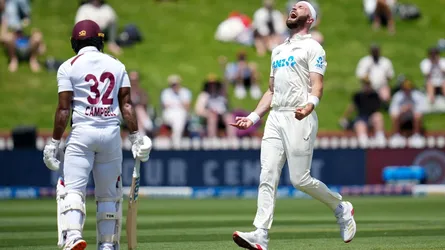 দ্বিতীয় দিন শেষে নিউজিল্যান্ডের বিপক্ষে চাপে ওয়েস্ট ইন্ডিজ