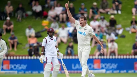 ওয়েস্ট ইন্ডিজের বিপক্ষে সিরিজে এগিয়ে গেলো নিউজিল্যান্ড