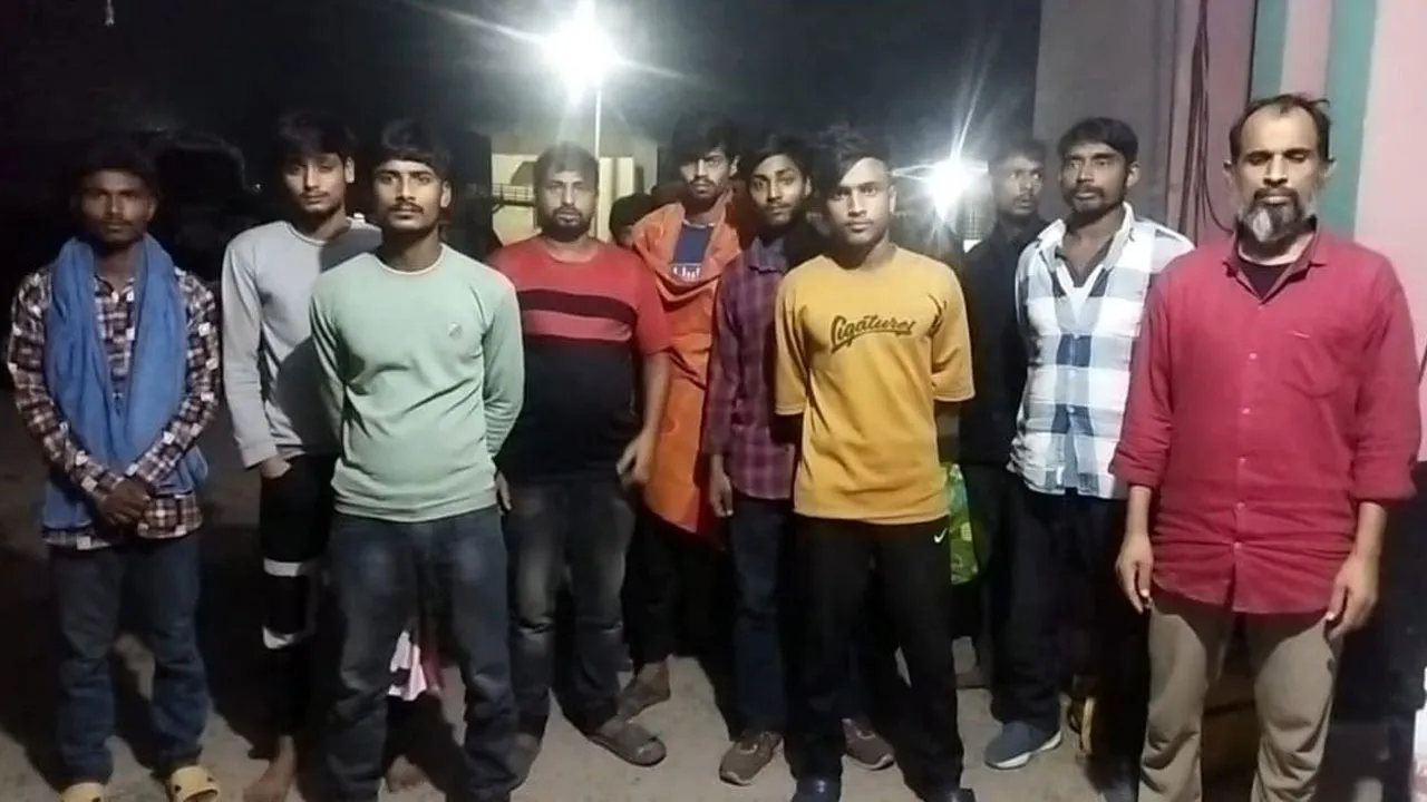 গাংনী সীমান্ত দিয়ে ২৪ বাংলাদেশীকে হস্তান্তর করল বিএসএফ