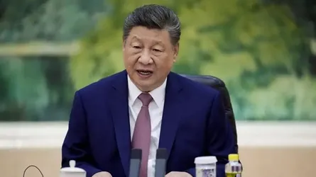 হরমুজ প্রণালীতে স্বাভাবিক নৌ চলাচল বজায় রাখা উচিত : চীনের প্রেসিডেন্ট