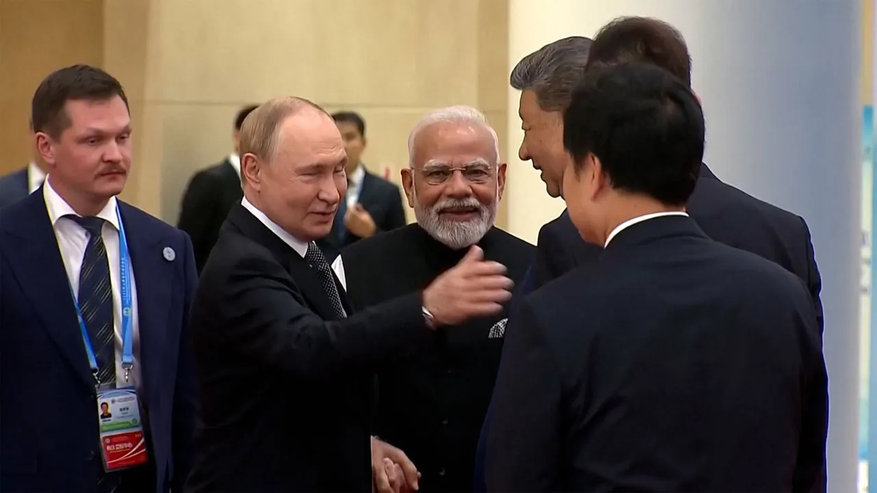 শি-পুতিনের সাথে বৈঠক, এসসিও সামিট থেকে কী প্রাপ্তি মোদির?