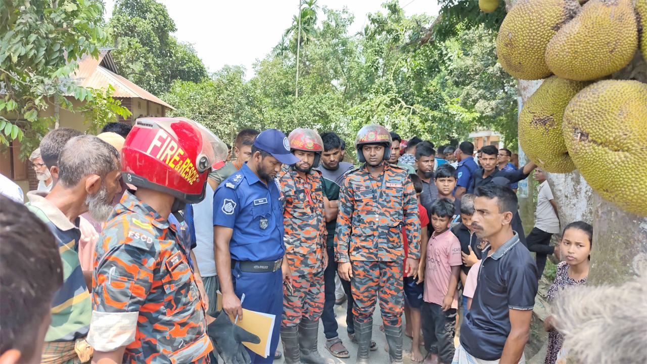 Youth-killed-in-bus-motorcycle-collision-in-Bhuiyanpur
