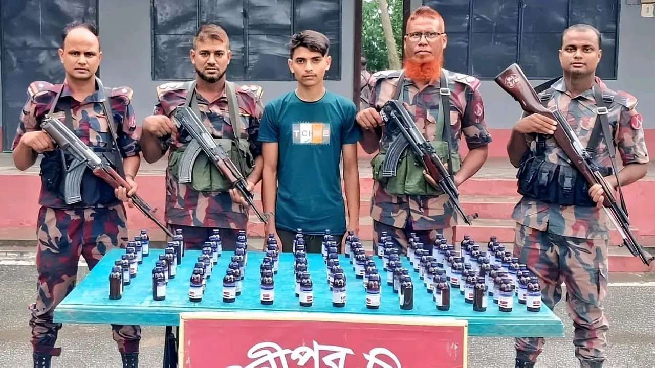 চুয়াডাঙ্গায় ভারতীয় নেশাজাতীয় সিরাপসহ যুবক গ্রেফতার