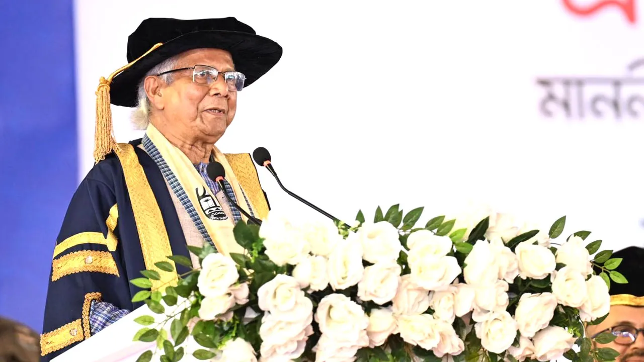 শিক্ষার্থীদের নতুন বিশ্ব গড়ার স্বপ্ন দেখার আহ্বান প্রধান উপদেষ্টার