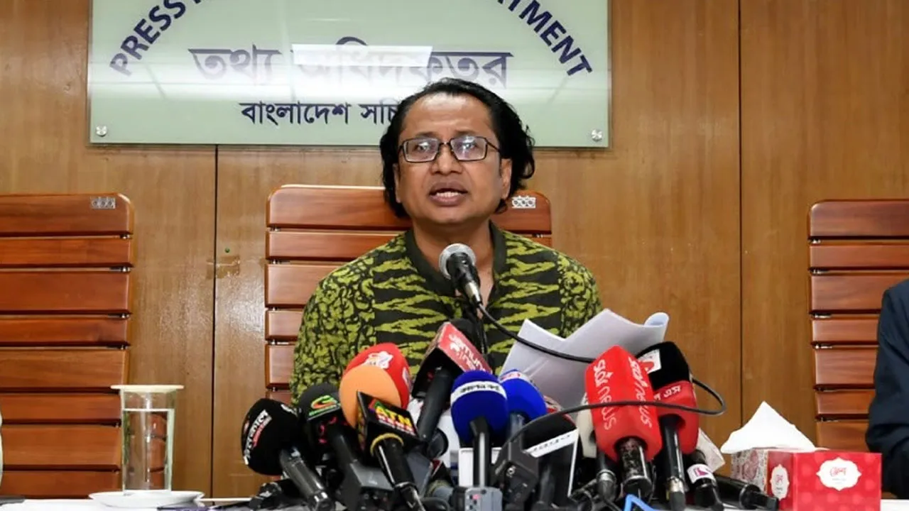 শেখ হাসিনাকে ফিরিয়ে এনে বিচার সম্পন্ন করাই আমাদের লক্ষ্য : তথ্য উপদেষ্টা