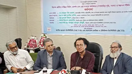 চিকিৎসাক্ষেত্রে চলচ্চিত্র নির্মাণে ডাক্তারদের সম্পৃক্ততা বাড়ানোর আহ্বান তথ্য উপদেষ্টার