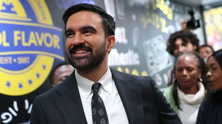 নিউইয়র্কের প্রথম মুসলিম মেয়র কে এই জোহরান মামদানি