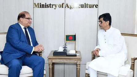 কৃষিমন্ত্রীর সাথে পাকিস্তান হাইকমিশনারের সাক্ষাৎ