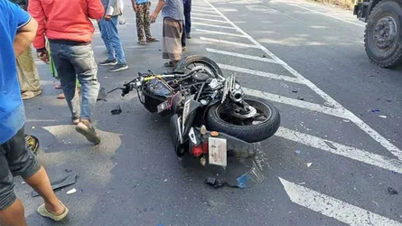 মিরসরাইয়ে মোটরসাইকেলের ধাক্কায় ২ ছাত্র নিহত