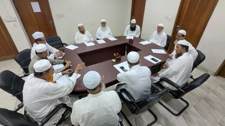 কওমি মাদরাসা নিয়ে একমুখী প্রচারণায় উদ্বেগ, পর্যবেক্ষণ সেল ও হটলাইন চালুর সিদ্ধান্ত