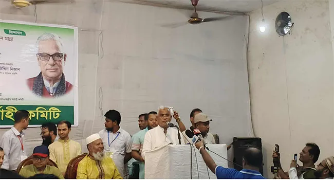 হাসিনা পালানোর আগে স্বজনদেরকে খুদে বার্তা পাঠিয়েছিল : আলাল