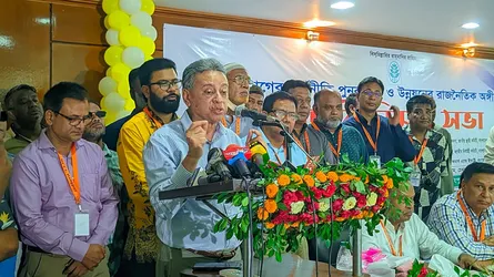 নির্বাচনের অপেক্ষায় দেশী-বিদেশীরা বিনিয়োগ স্থগিত রেখেছে
