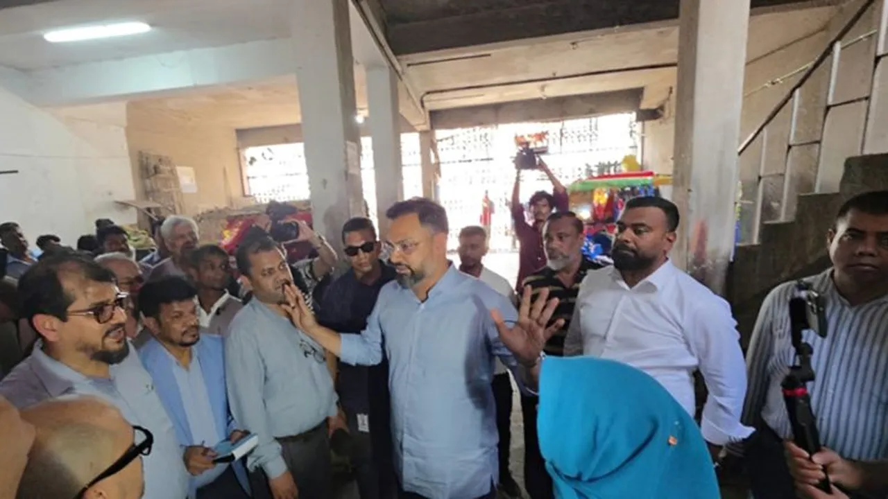 কমলাপুর স্টেডিয়ামের অব্যবস্থাপনায় ক্রীড়া প্রতিমন্ত্রীর ক্ষোভ