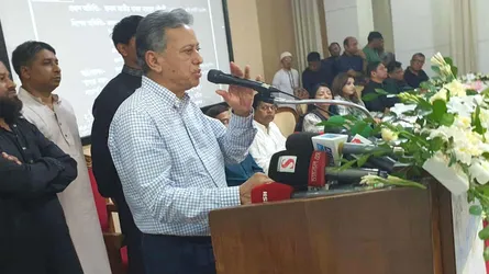 সংসদের বাইরে সংবিধান সংশোধনের সুযোগ নেই