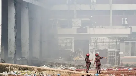 বিমানবন্দরের কার্গো ভিলেজে এখনো ধোঁয়া উড়ছে