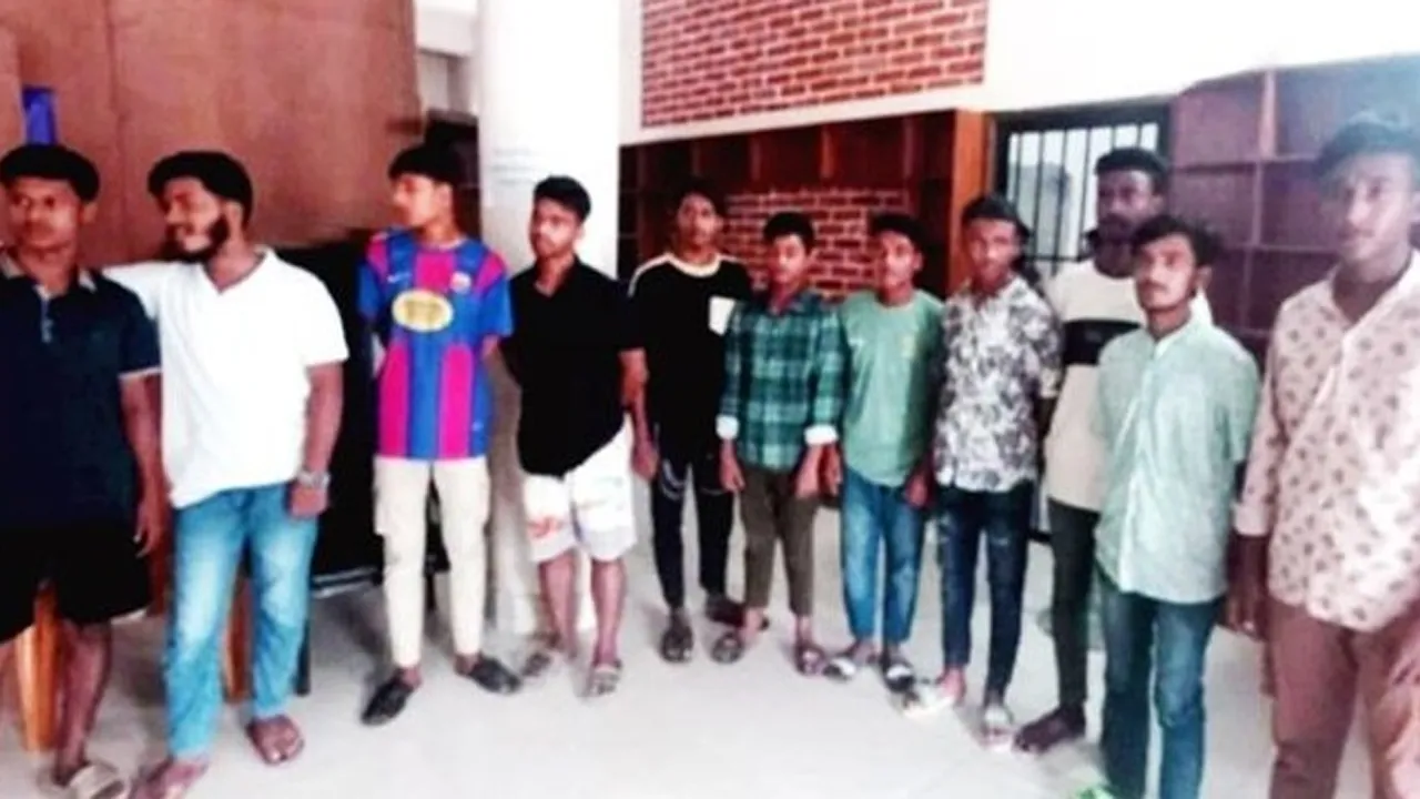 আড়াইহাজারে মিছিলের চেষ্টাকালে আ’লীগ ও নিষিদ্ধ ছাত্রলীগের ১১ নেতাকর্মী আটক