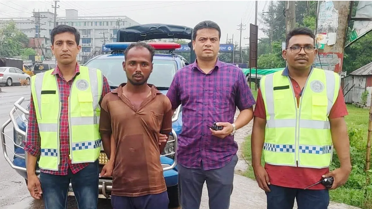 ভালুকায় ত্রিপল মার্ডারের প্রধান আসামি নজরুল গ্রেফতার