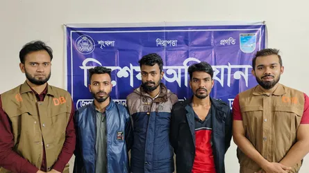 সাভারে ডাকাত দলের ৩ সদস্য গ্রেফতার