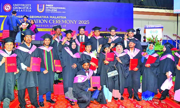 মালয়েশিয়ার জিওমেটিকা বিশ্ববিদ্যালয়ের ১৭তম সমাবর্তন অনুষ্ঠিত