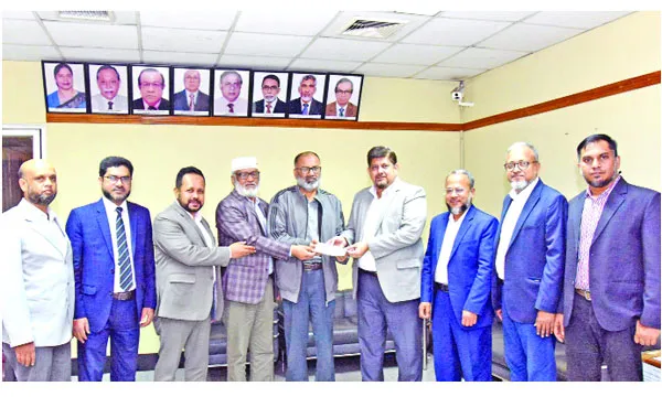 আল-আরাফাহ্ ইসলামী ব্যাংক ৮ লাখ টাকা  দিলো ঢাকা ন্যাশনাল মেডিকেল কলেজকে