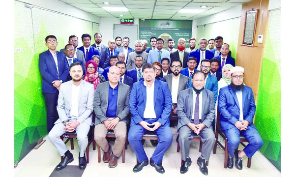 আল-আরাফাহ্ ব্যাংকে নেতৃত্ব ও যোগাযোগ দক্ষতা শীর্ষক প্রশিক্ষণ
