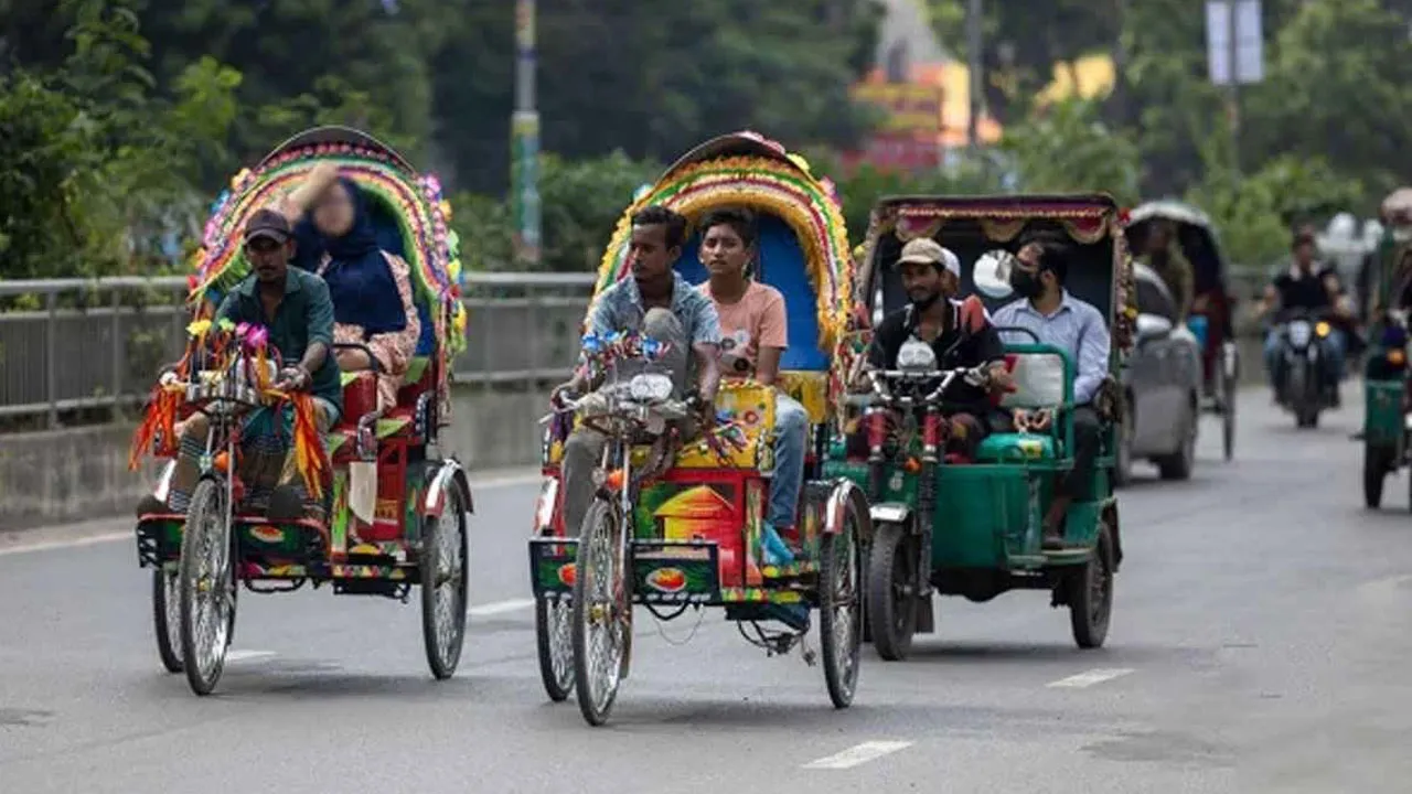 অটোরিকশা চলবে নির্দিষ্ট রুটে, নিবন্ধন ও ড্রাইভিং লাইসেন্স বাধ্যতামূলক