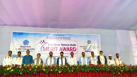 প্লেসধারী ২০০ শিক্ষার্থীকে মেরিট অ্যাওয়ার্ড দিল জবি শিবির