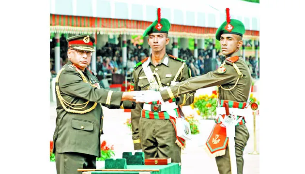 দেশের সার্বভৌমত্ব রক্ষা ও চ্যালেঞ্জ মোকাবেলায় কাজ করবে নবীন সেনারা : সেনাপ্রধান