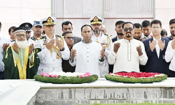 জাতীয় স্মৃতিসৌধে স্পিকার ও ডেপুটি স্পিকারের শ্রদ্ধা নিবেদন