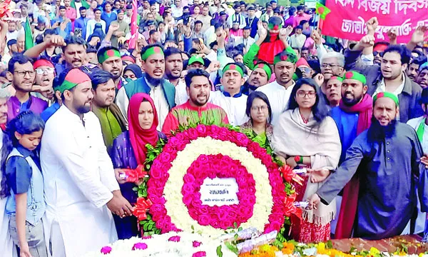 পুরনো বিভাজনের রাজনীতি আবার ফিরে এসেছে : নাহিদ ইসলাম