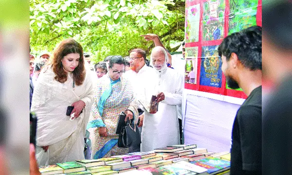 অন্যায়ের বিরুদ্ধে ছাত্রদের দাঁড়াতে হবে লেখাপড়াও করতে হবে : এলজিআরডি মন্ত্রী