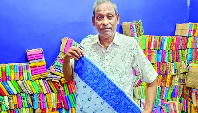 বাংলাদেশের সাথে টানাপড়েন ভারতের বেনারসি ব্যবসায় ধস