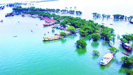 কাঁদছে টাঙ্গুয়ার হাওর