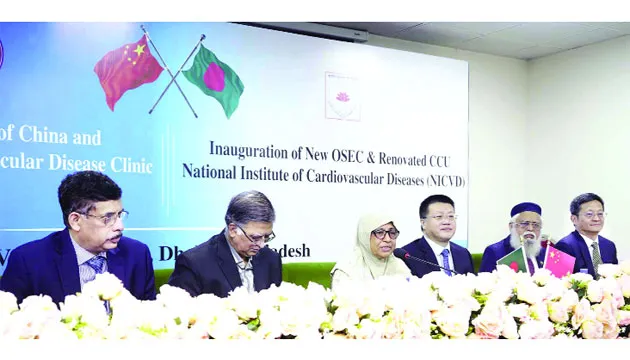 হৃদরোগের চিকিৎসা যেন দেশেই হয়, সে জন্য কাজ করছে সরকার : স্বাস্থ্য উপদেষ্টা