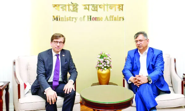 পুলিশের সংস্কার ও সক্ষমতা বৃদ্ধিতে ফ্রান্সের সহযোগিতা চাইলেন স্বরাষ্ট্রমন্ত্রী