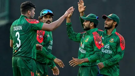 ধবলধোলাই এড়াতে সন্ধ্যায় মাঠে নামছে বাংলাদেশ