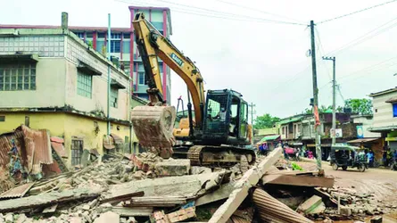 কপিলমুনিতে অধিগ্রহণের টাকা না দিয়েই বাড়ি ভাঙল সওজ