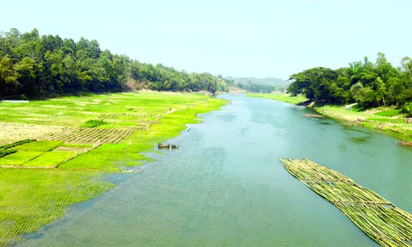 নাব্যতা সঙ্কটে মাতামুহুরী নদী, বাড়ছে বন্যা ও নদীভাঙনের ঝুঁকি