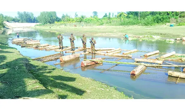 পাচারকালে বার্মাছড়িতে বিপুল পরিমাণ কাঠ জব্দ